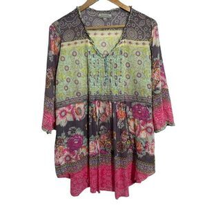 World Market Floral Tunic Popover Top L/XL 3/4 Sleeve V Neck Buttons Pintuck